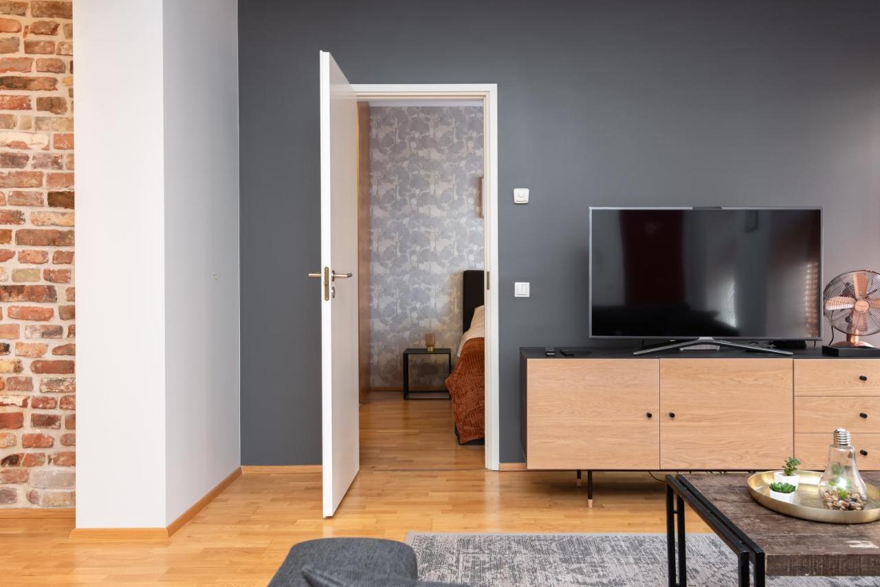 Stylish Apartment With Parking In Telliskivi 탈린 외부 사진