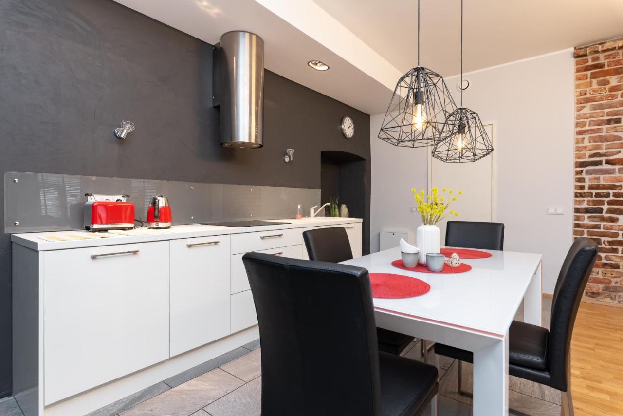 Stylish Apartment With Parking In Telliskivi 탈린 외부 사진